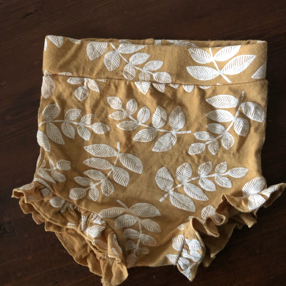 Mustard Fern Bloomer